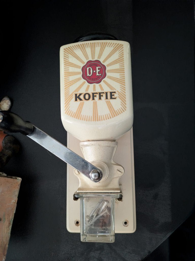 Vintage Douwe Egberts koffiemolen, Ophalen