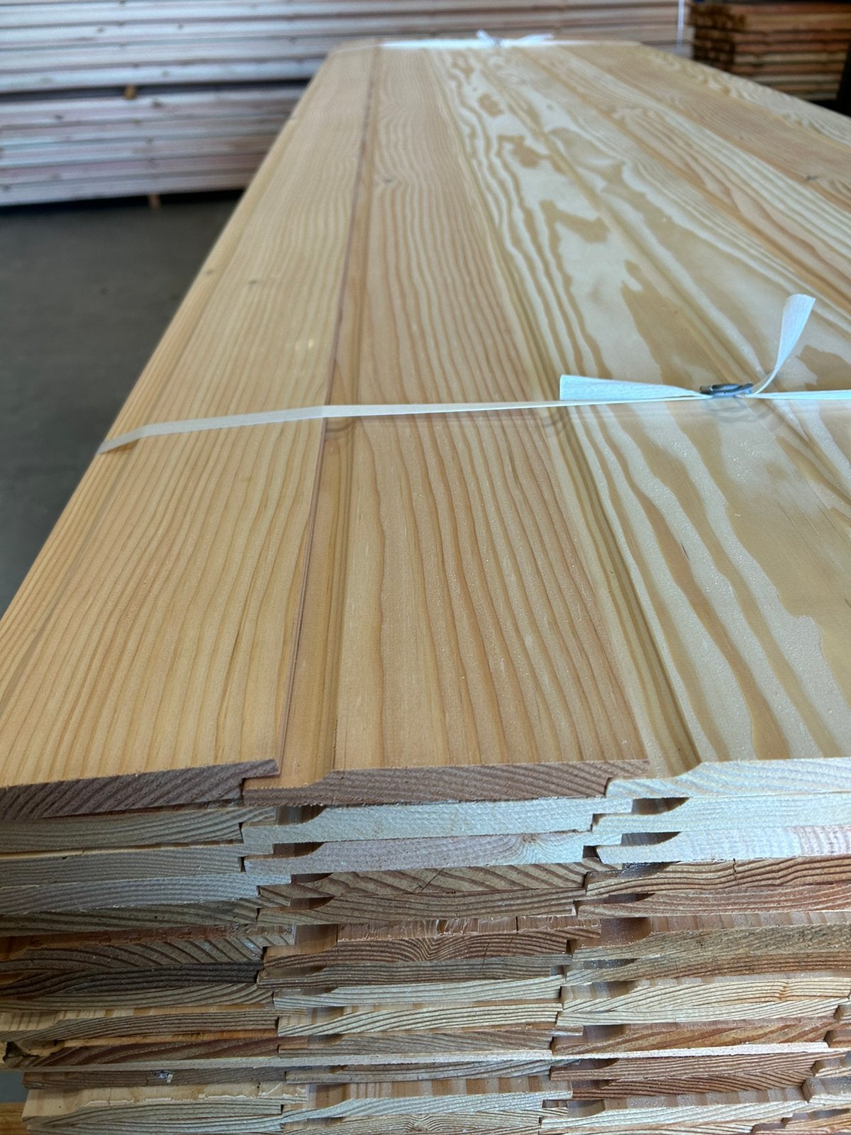 Douglas Halfhouts overhangend Rabat van 18x140 mm, wb 125 mm, Ophalen, Nieuw, 250 cm of meer, Planken