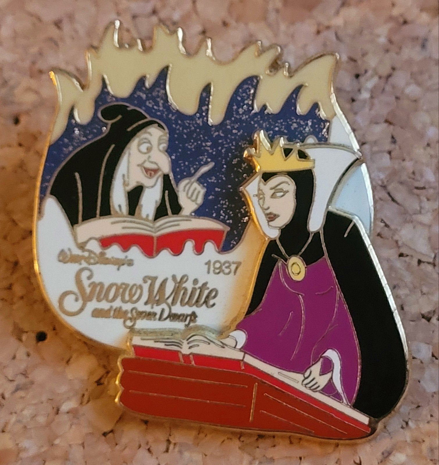 LE Mickey&Pals Japan Disney pin Sneeuwwitje pin, Verzenden, Sneeuwwitje of Doornroosje, Zo goed als nieuw, Overige typen