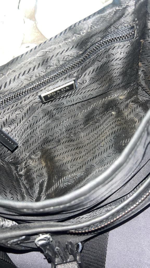 Prada Schoudertasje Zwart Nylon, Ophalen, Gebruikt, Zwart
