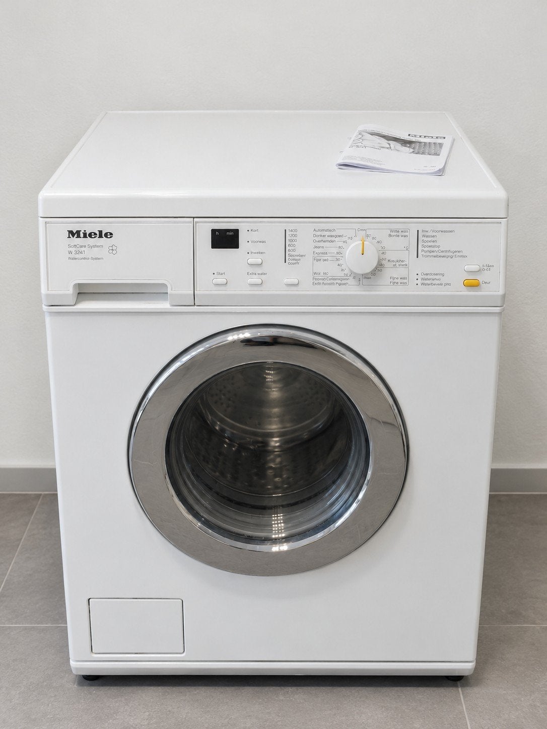 Miele W 3241 wasmachine – Weinig gebruikt!, Gebruikt, Ophalen of Verzenden, 85 tot 90 cm, 1200 tot 1600 toeren