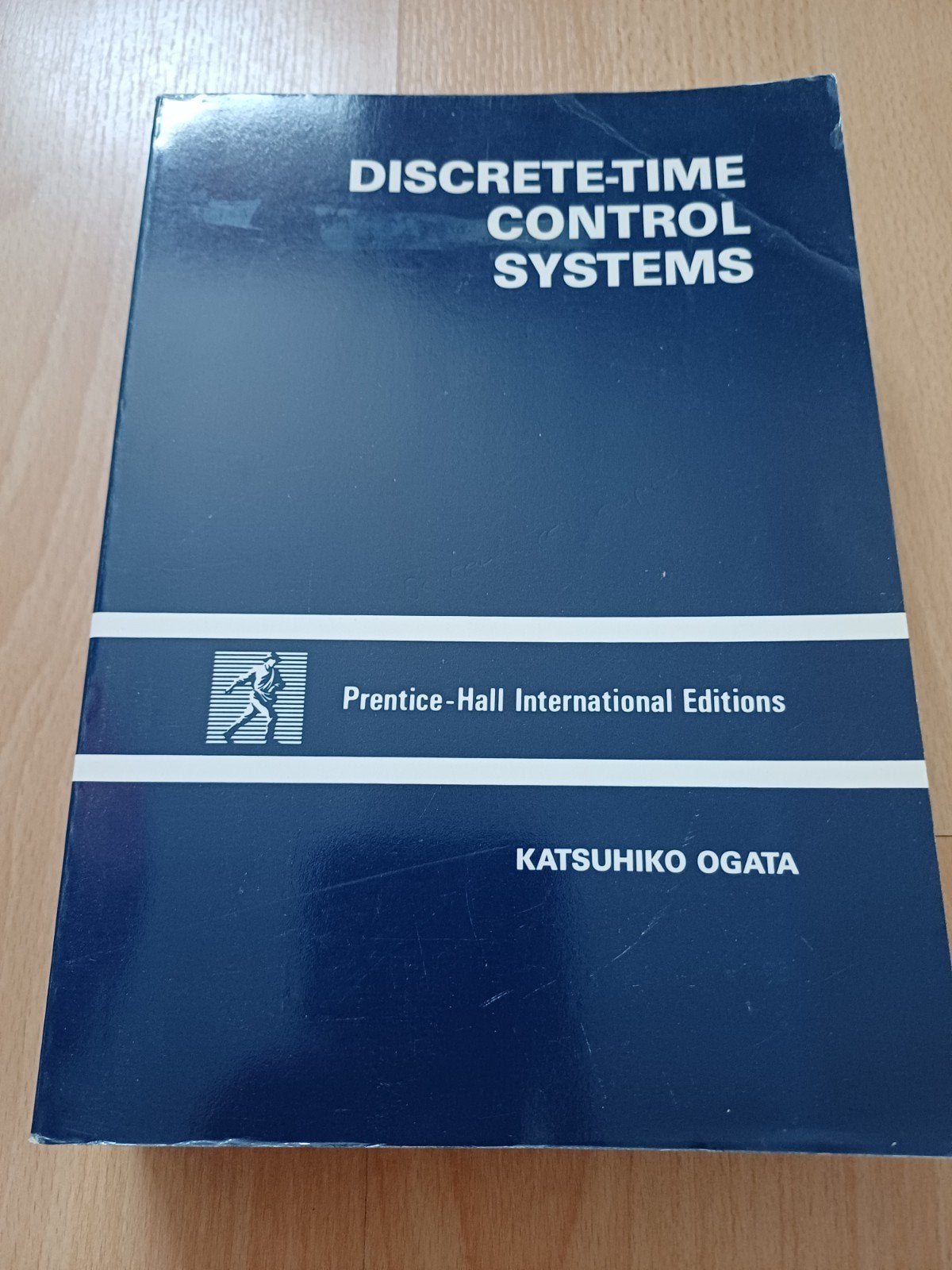 Discrete-Time Control Systems - Katsuhiko Ogata, Katsuhiko Ogata, WO, Beta, Ophalen