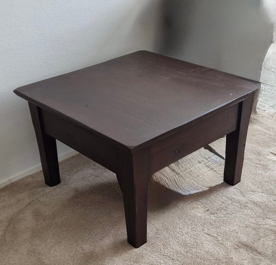 Kleine salontafel, bijzettafel ca 70 X 70, Huis en Inrichting, Ophalen, 50 – 75, Gebruikt, Vierkant