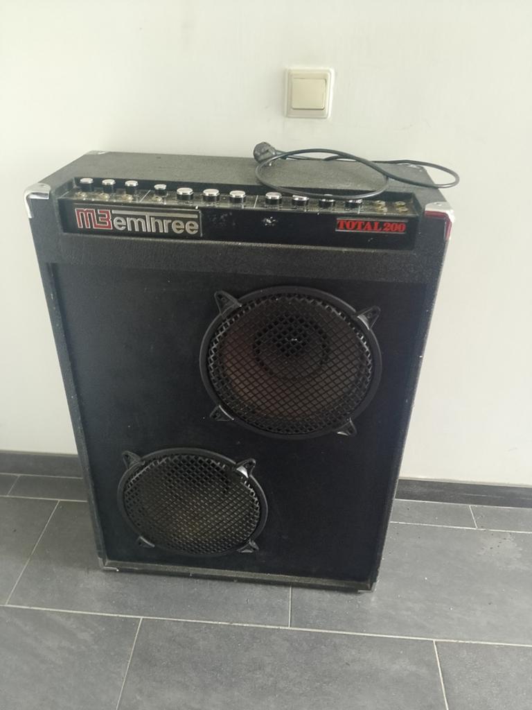 Te koop: M3 Emthree Total 200 gitaarversterker 200 Watt, Ophalen, Gebruikt, Gitaar, 100 watt of meer