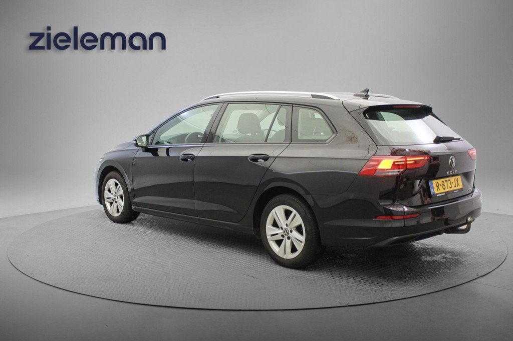 Volkswagen GOLF Variant 1.0 eTSI Life Automaat - Digitaal Co, Auto's, Volkswagen, Gebruikt, Met garantie (alle), Zwart, Golf