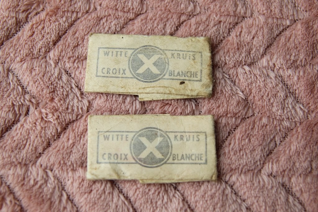 witte kruis poeders, Verzamelen, Ophalen of Verzenden