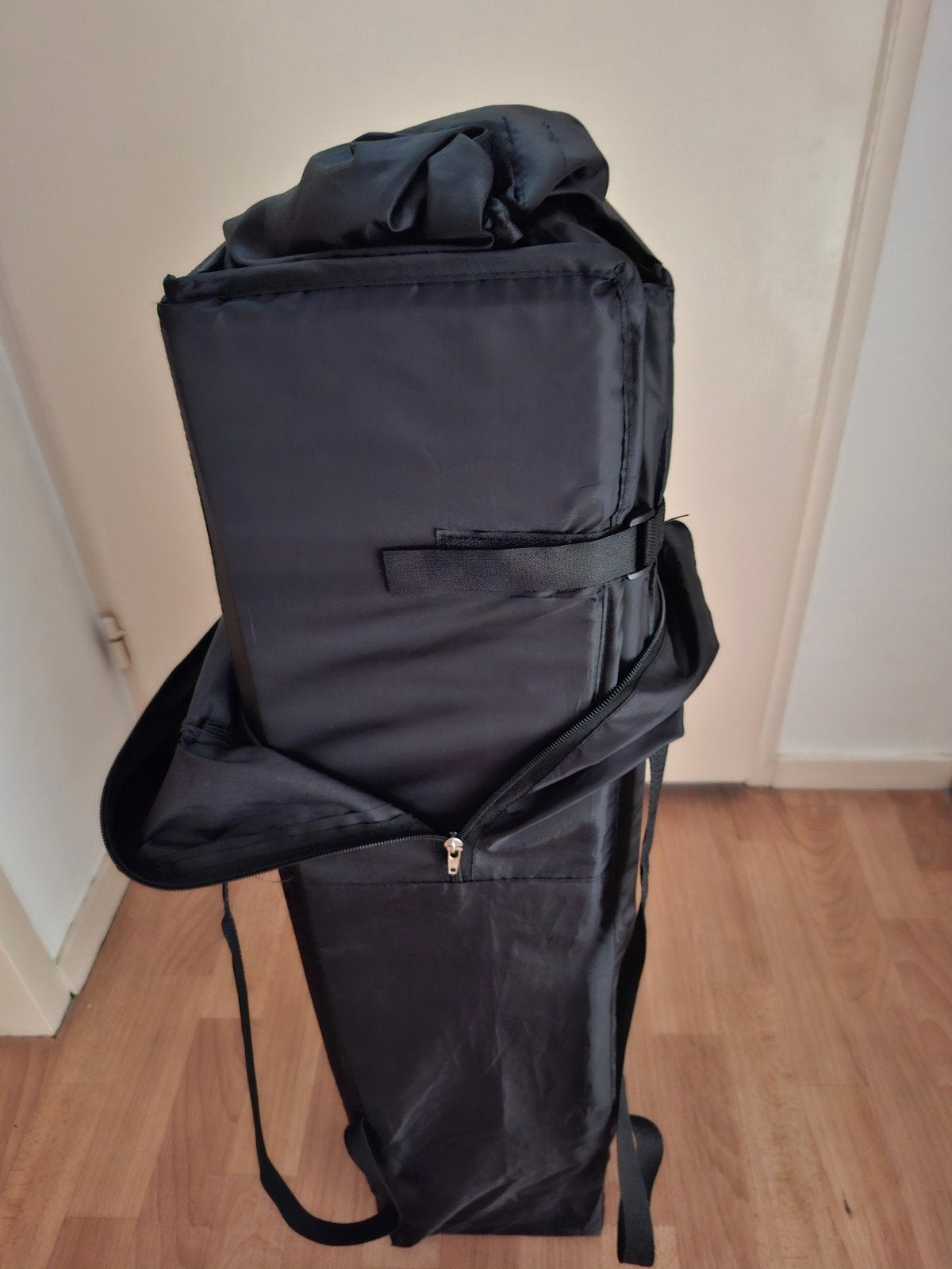 Box met boxkleed - Zwart, opvouwbaar, Ophalen, Gebruikt, Rechthoekig, Boxkleed