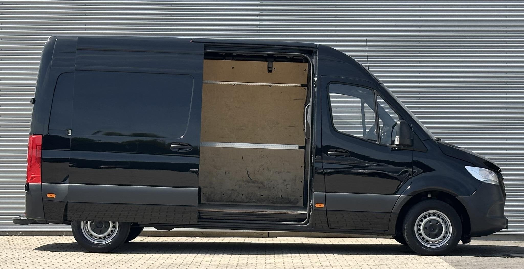 Mercedes-Benz Sprinter 314 2.2 CDI L2H2 Automaat MARGE BTW V, Auto's, Stof, Euro 6, 2000 kg, Zwart