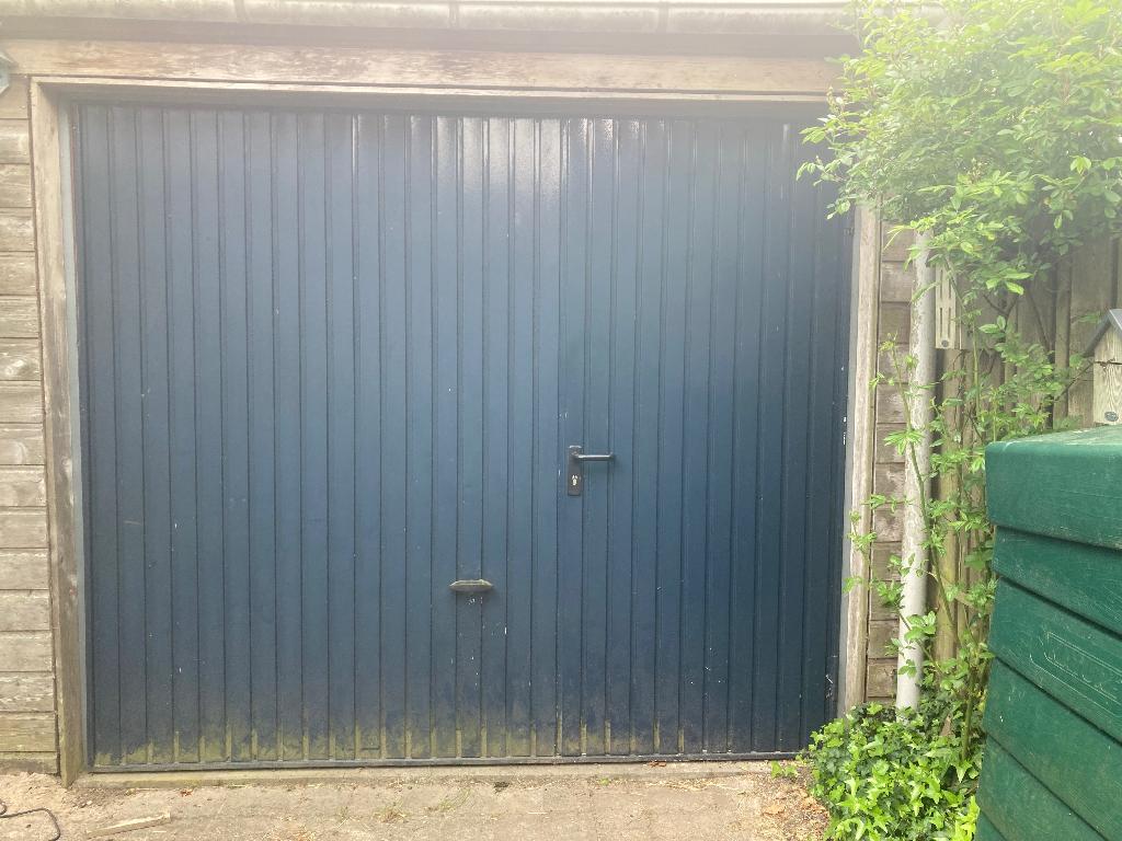Garagedeur met loopdeur, Ophalen, Gebruikt, Garagedeur, Metaal