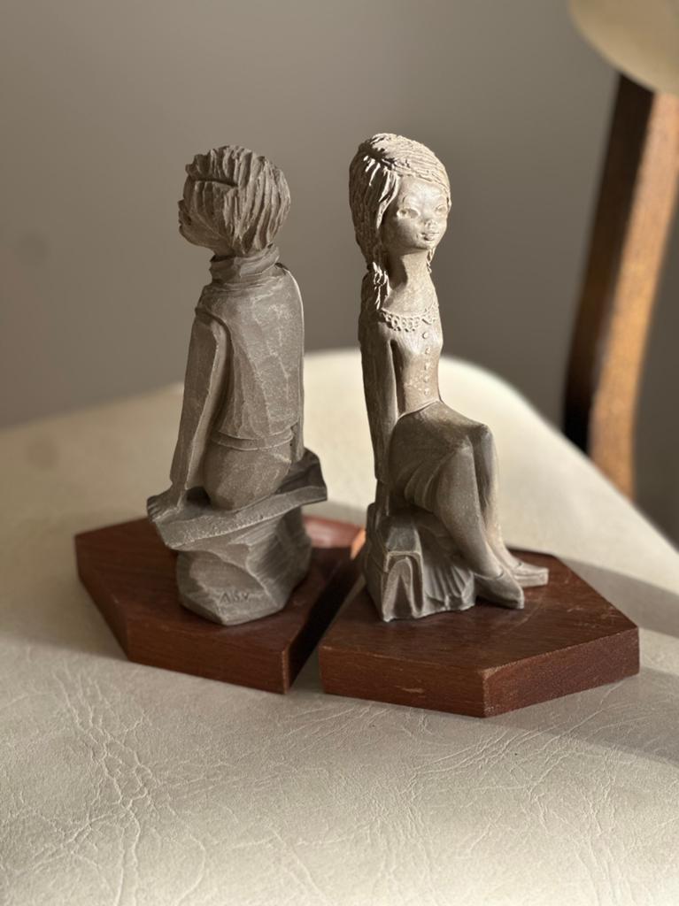 Boekensteunen Arend Spoor Kunstgroep Polystone, Antiek en Kunst, Kunst | Beelden en Houtsnijwerken, Overige onderwerpen, Handgemaakt