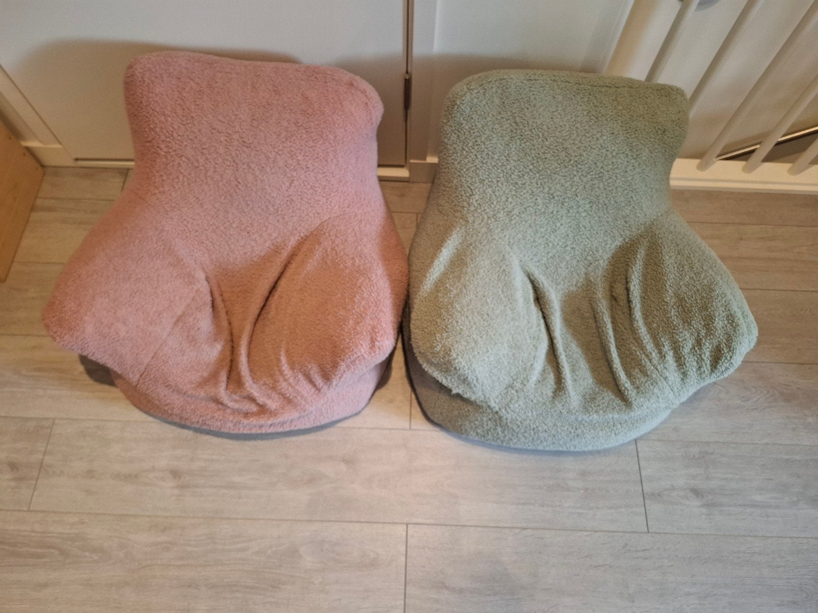 2 XL zitzak/kinderfauteuil van Petit Ameli, Ophalen, Groen