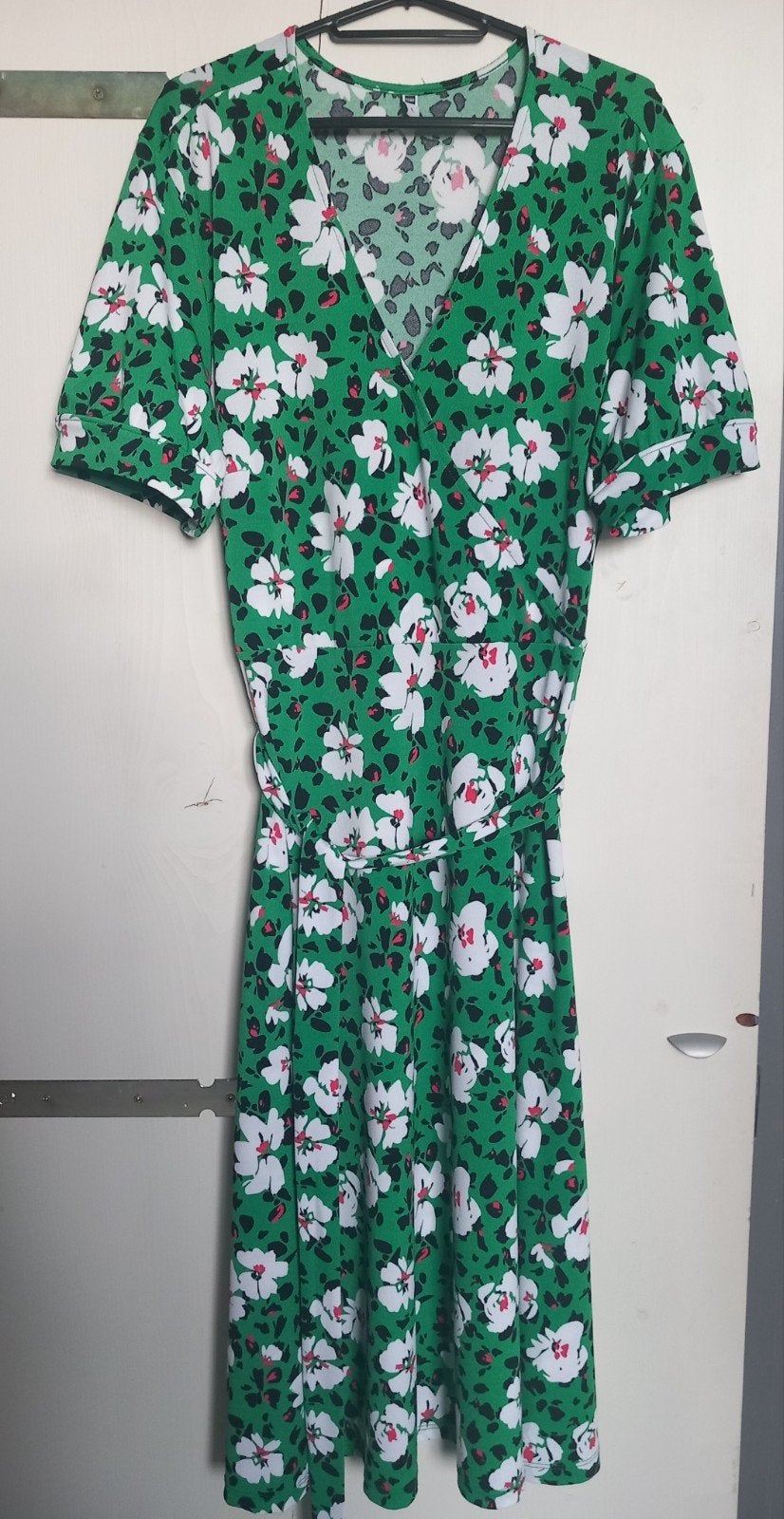 2 mooie zomerjurken  ZGAN te koop van de Hema maat L, Maat 42/44 (L), Ophalen of Verzenden, Zo goed als nieuw, Hema