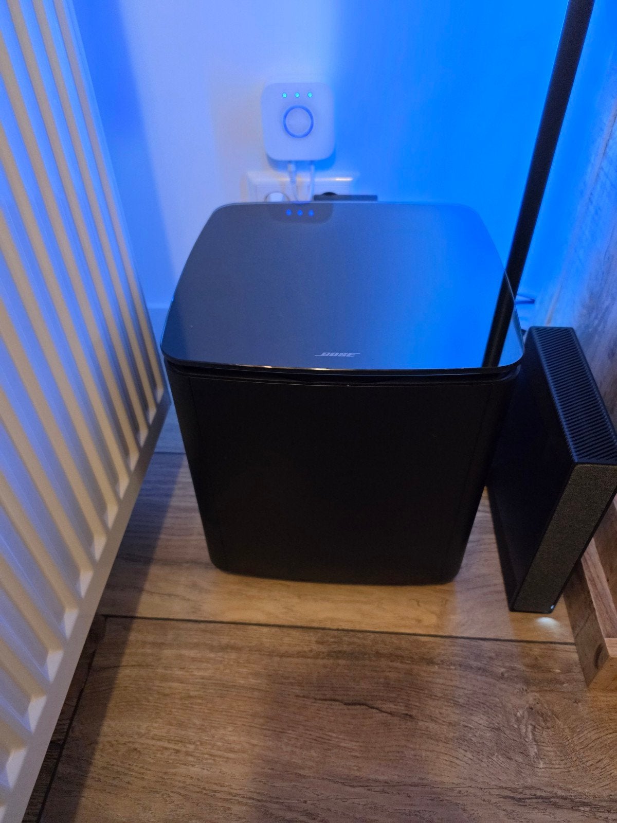Bose 700  Soundbar en Subwover met 2 achter Speakers, Ophalen, Bluetooth, Zo goed als nieuw