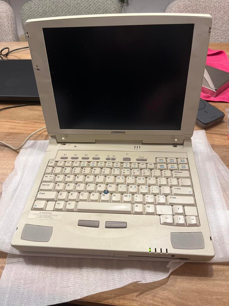 Unieke Compaq Armada 7350MT uit de VS, Computers en Software, Vintage Computers, Ophalen of Verzenden