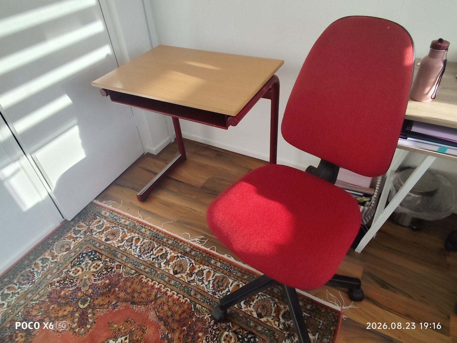 school bureau, Huis en Inrichting, Bureaus, Ophalen, Gebruikt, Schoolbureau, Rood