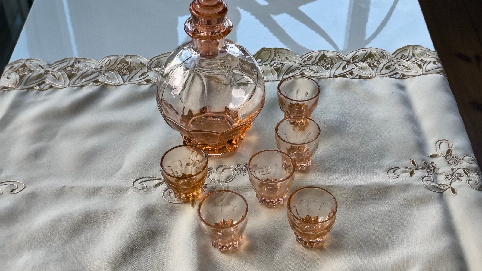 Rosaline Persglas Karaf met 6 Borrelglaasjes (1930-1950), Ophalen of Verzenden