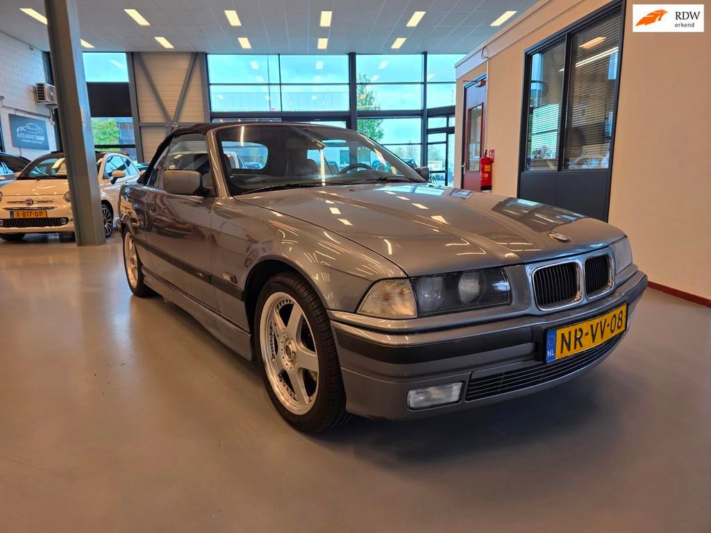 BMW 3-serie Cabrio 318i Cabrio Executive | Automaat | Nieuwe, Auto's, BMW, Achterwielaandrijving, 4 cilinders, Cabriolet, 4 stoelen