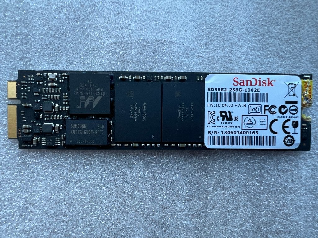 SanDisk SD5SE2-256G-1002E M.2 SATA SSD 256GB, Intern, Gebruikt, Sandisk, Ophalen of Verzenden