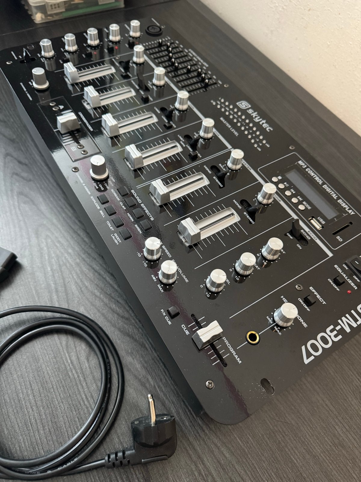 Skytec STM-3007 Mengpaneel mixer, Ophalen of Verzenden, Zo goed als nieuw, Dj-set, Overige merken