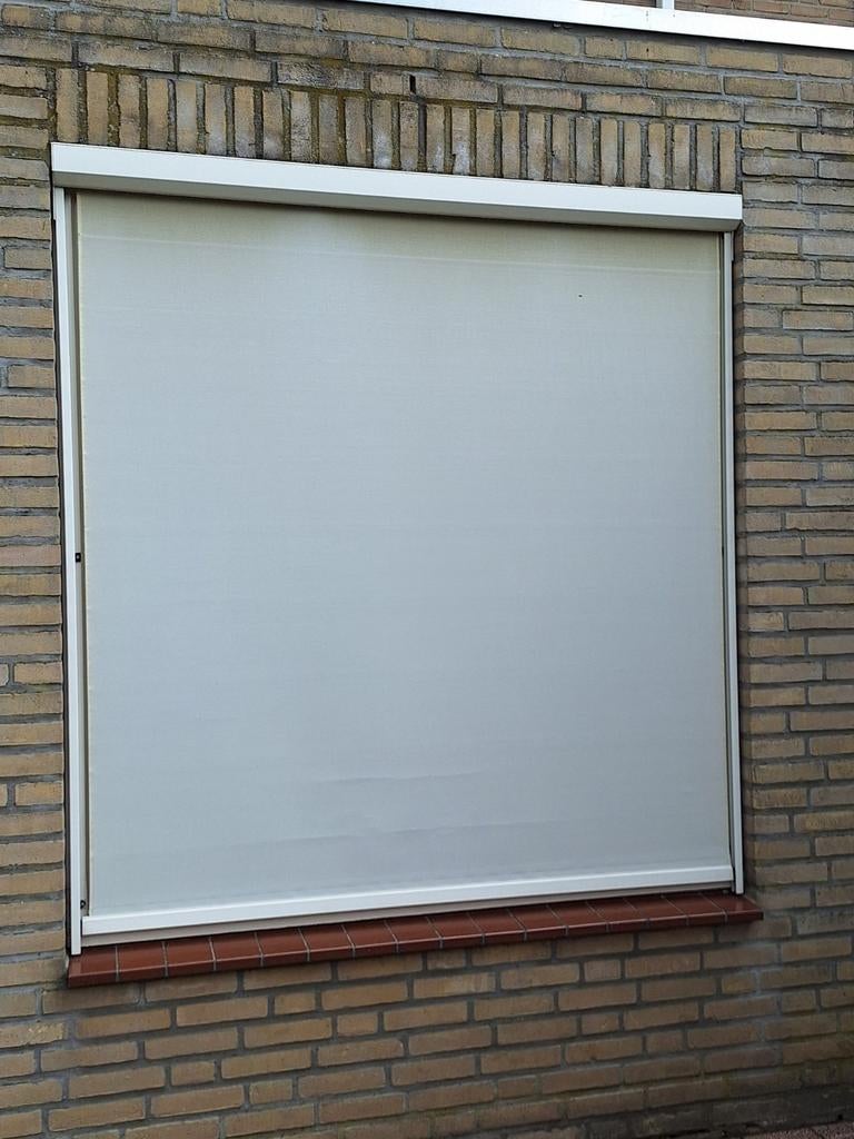 Screen 1.72m breed, 1.85m hoog, beige/bruin doek, Ophalen, Gebruikt, Minder dan 250 cm, 150 tot 300 cm
