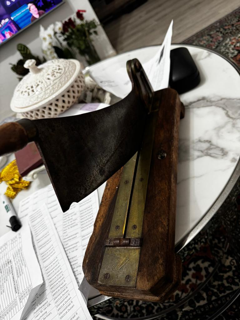 Cutter Bread Slicer antieke, Ophalen of Verzenden, Zo goed als nieuw, Rvs of Chroom