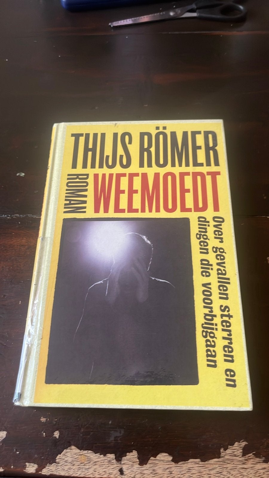 Thijs Römer - Weemoedt: Roman over showbizzwereld, Ophalen of Verzenden, Gelezen, Nederland