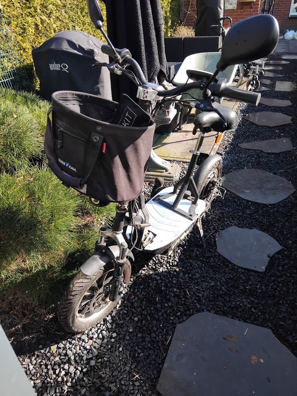 Electrische step, Ophalen of Verzenden, Gebruikt, Elektrische step (E-scooter)