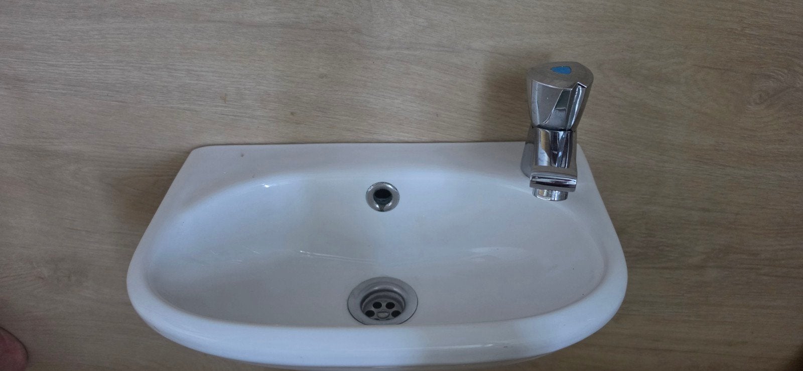 Sphinx Vintage Fontein Wit met Kraan - 36,6x20x18cm, Doe-het-zelf en Verbouw, Sanitair, Ophalen, Gebruikt, Wastafel
