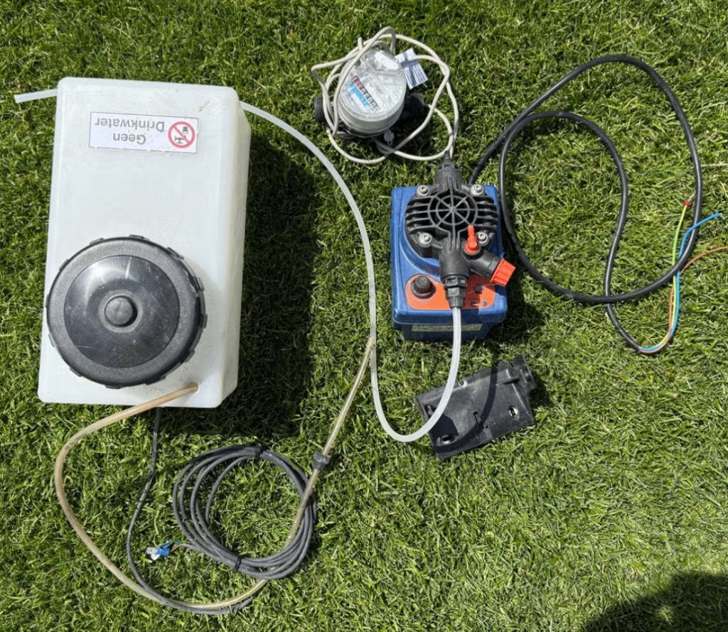 Doseerpomp - complete set - model Etatron PKX-FT/A, Ophalen of Verzenden, Gebruikt, Elektrisch, Overige typen