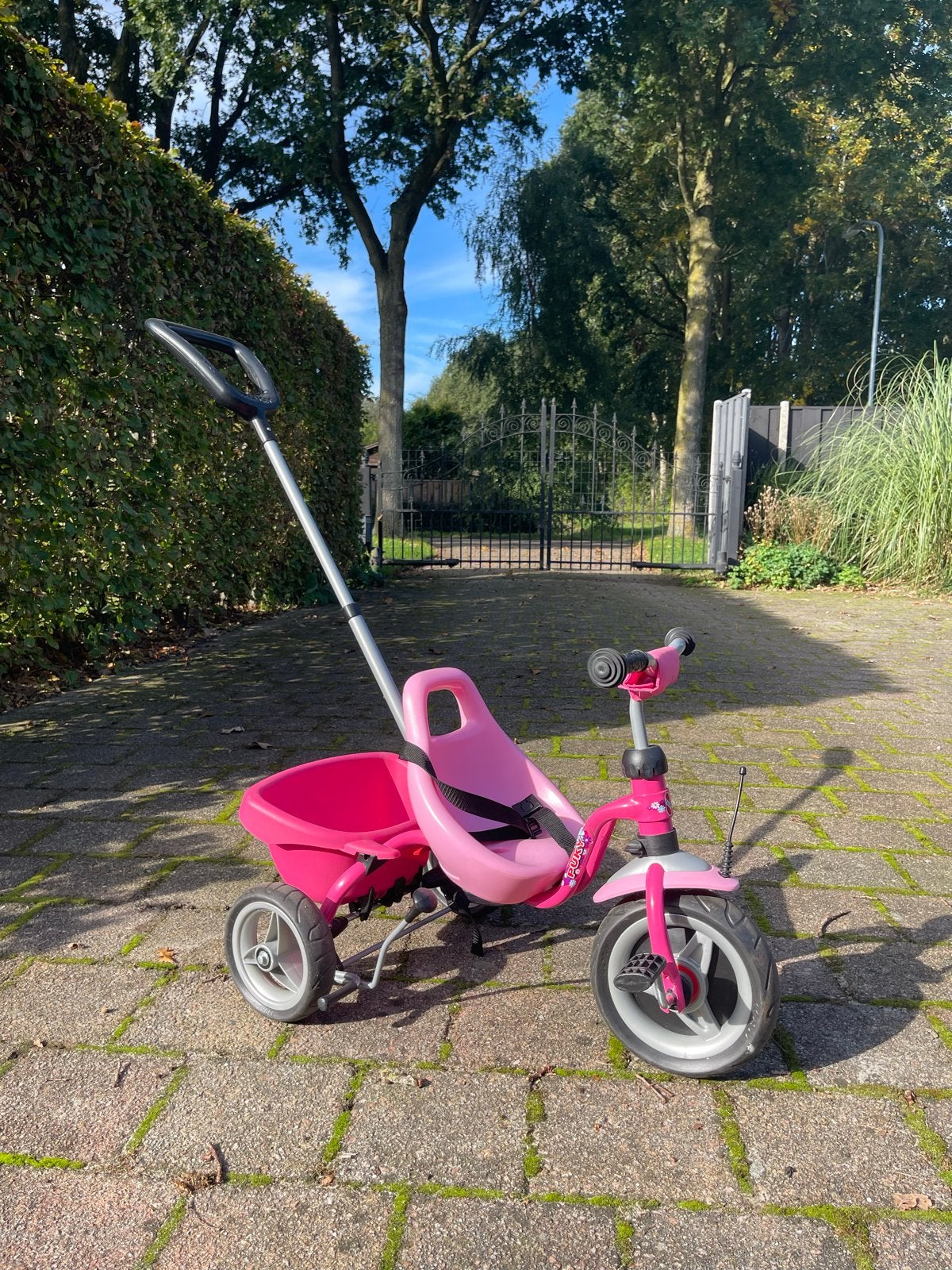 Puky driewieler roze met duwstang, Ophalen, Gebruikt, Terugtraprem, Duwstang