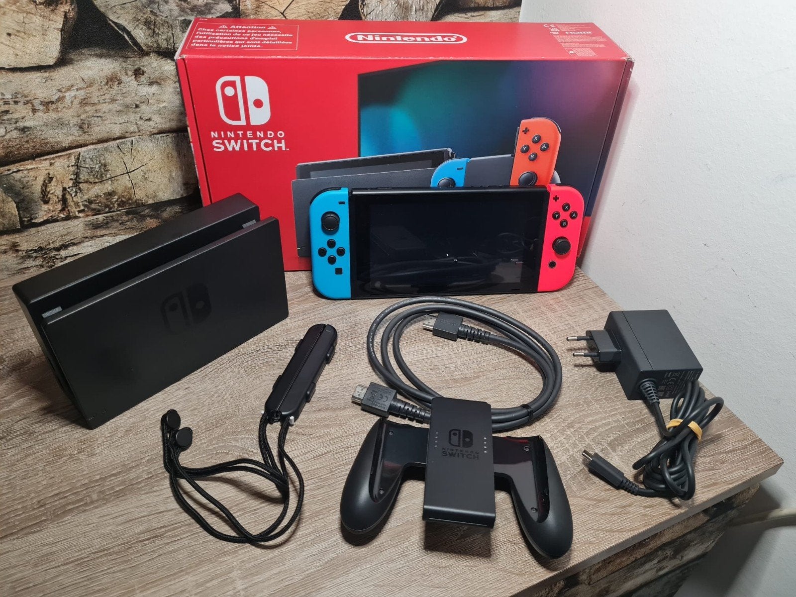 Compleet Nintendo switch V2, Spelcomputers en Games, Switch 2019 Upgrade, ., Met 2 controllers, Ophalen of Verzenden