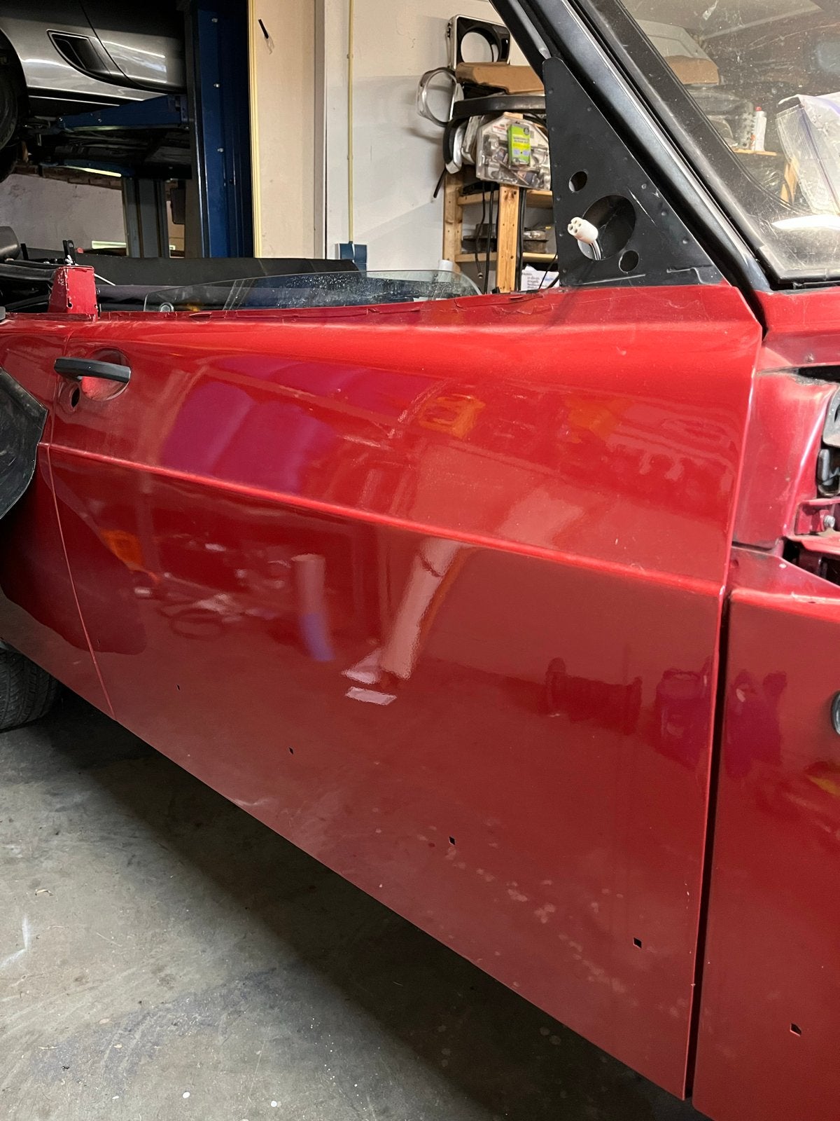 Twee kersenrode (code 127) deuren SAAB 900 cabrio uit 1987, Ophalen, Gebruikt, Deur, Links
