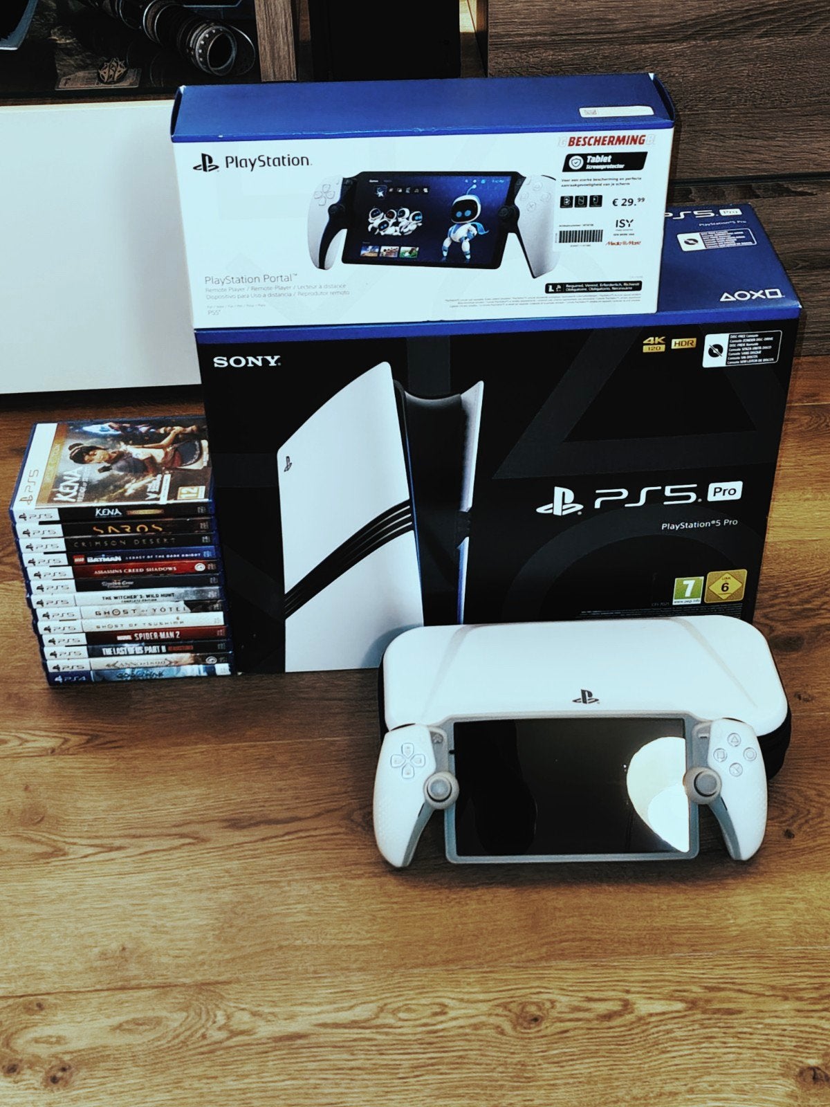 PS5 Pro set + PS Portal + 13 games - Als nieuw, Avontuur en Actie, Online, Vanaf 18 jaar, 1 speler