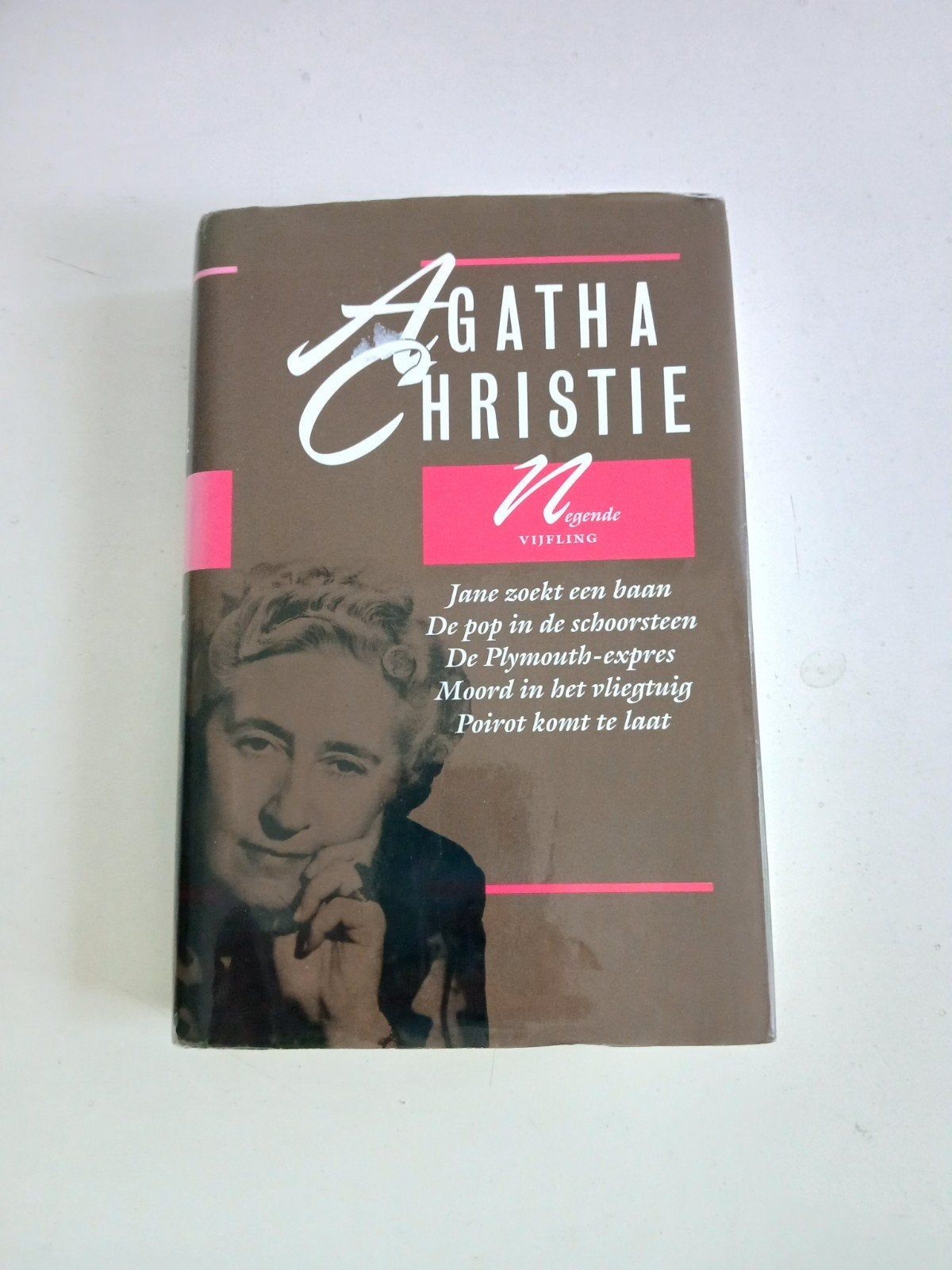 Agatha Christie - Vijfling (5 verhalen), Boeken, Ophalen of Verzenden, Zo goed als nieuw