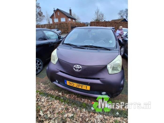 Dak van een Toyota IQ, Gebruikt, -, -, Ophalen of Verzenden
