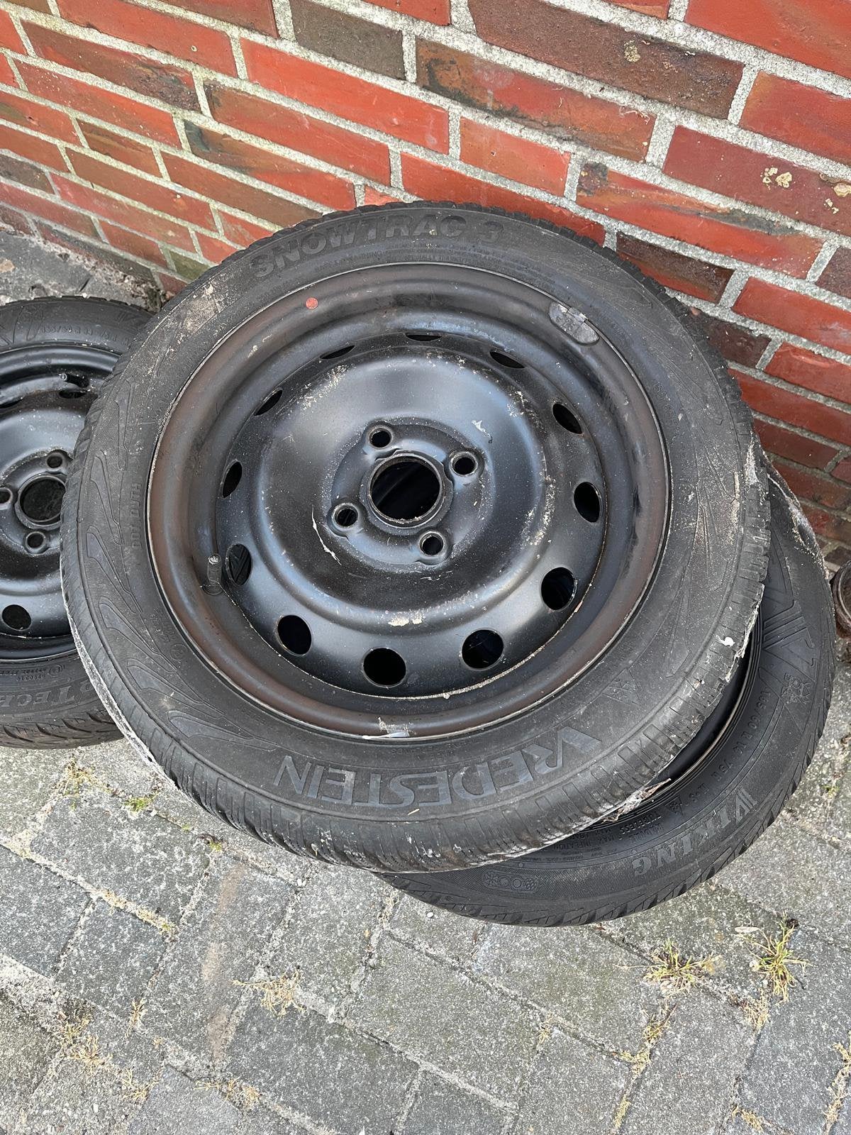 Velgen met winter banden, Ophalen, Gebruikt
