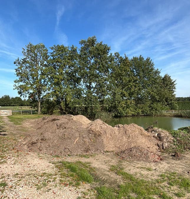 Grond gezocht! Ivm vullen vijver., Ophalen, Tuinaarde