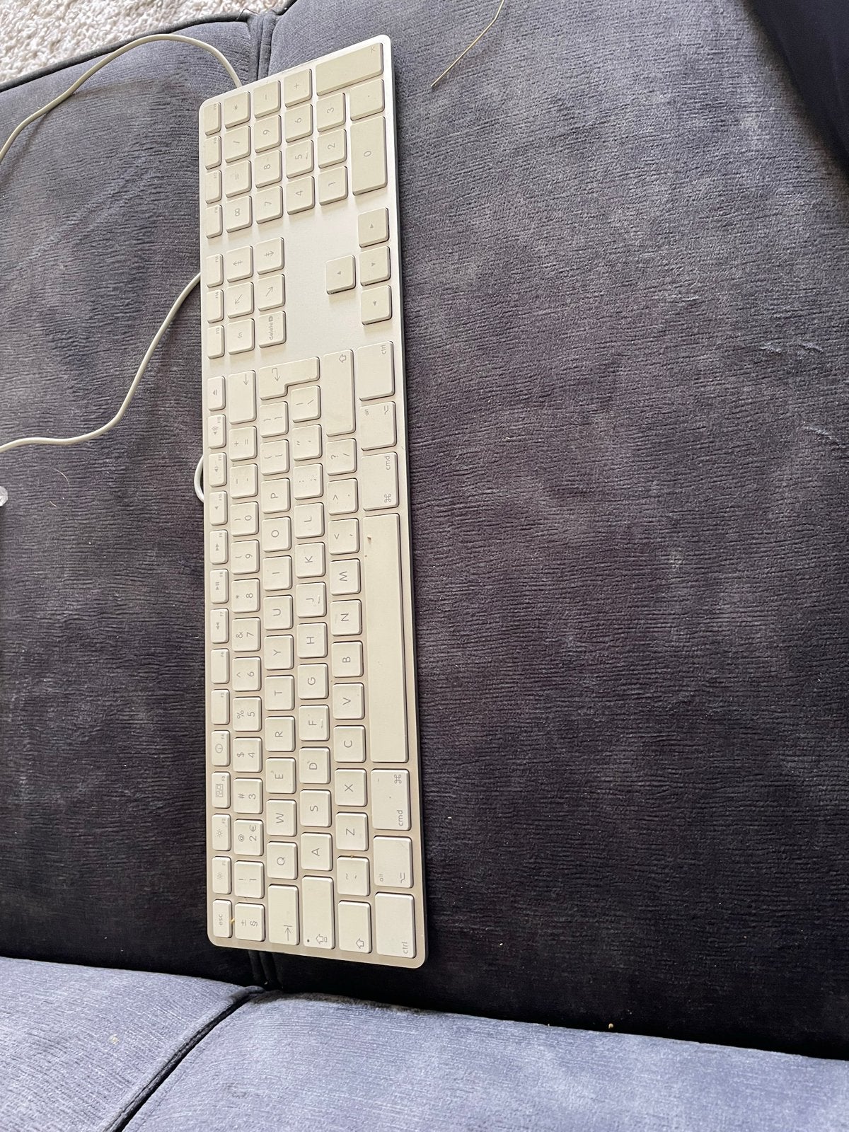 Apple toetsenbord met numeriek gedeelte, Computers en Software, Toetsenborden, Gebruikt, Ophalen of Verzenden, Qwerty, Numeriek gedeelte