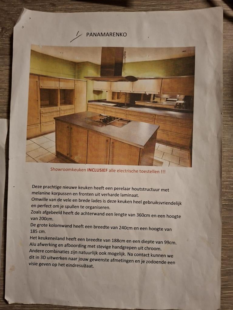 Showroomkeuken met eiland en elektrische toestellen, Huis en Inrichting, Keuken | Complete keukens, Ophalen