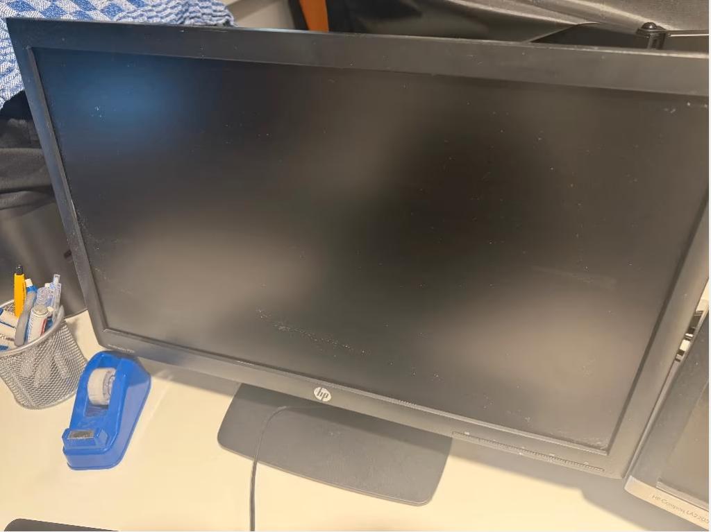 HP ProDisplay P221 22" Monitor VGA!, Ophalen, In hoogte verstelbaar, HP, Overige typen