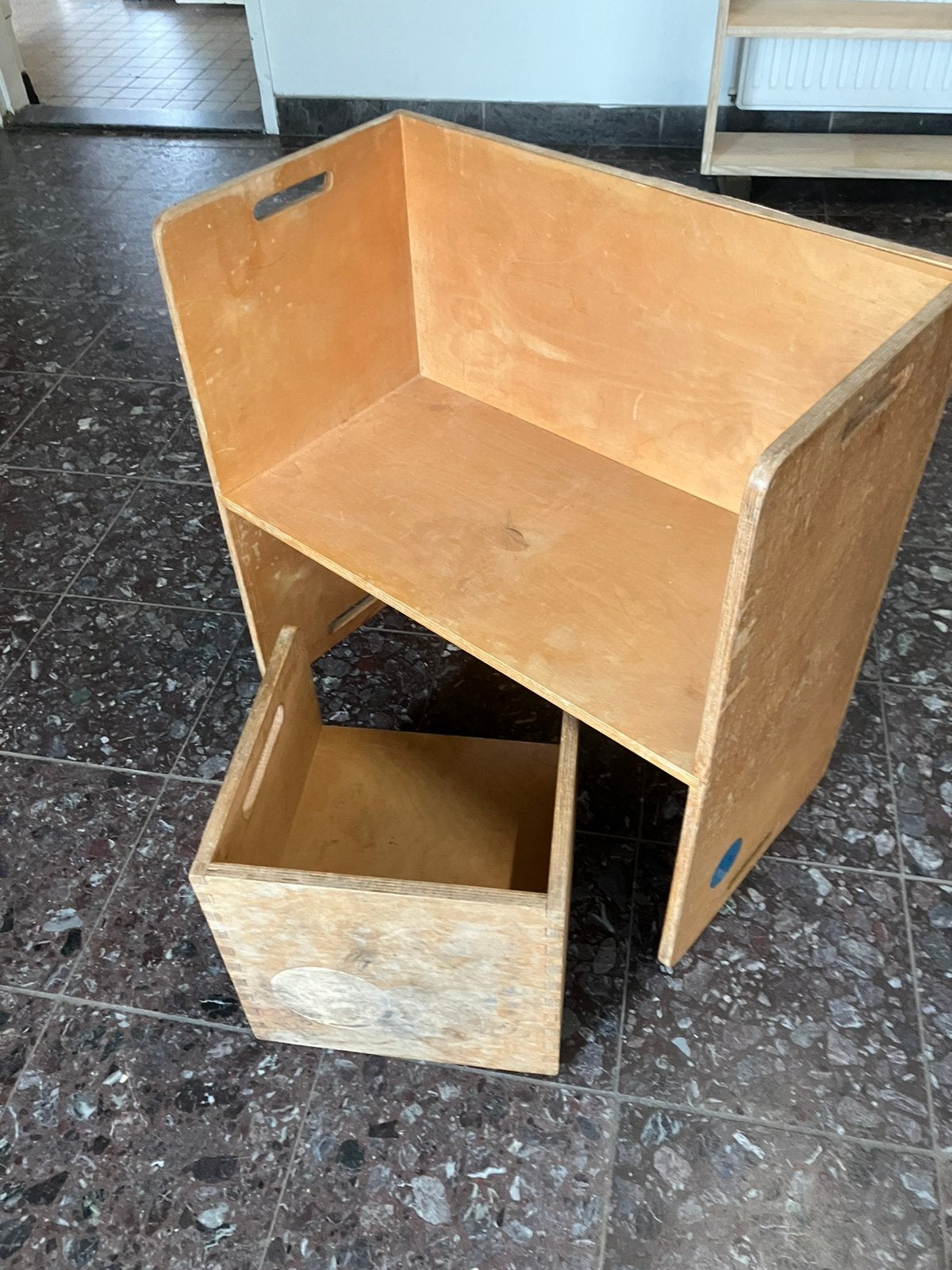 Kubus stoel en tafel., Ophalen of Verzenden, Zo goed als nieuw, Tafel(s) en Stoel(en)