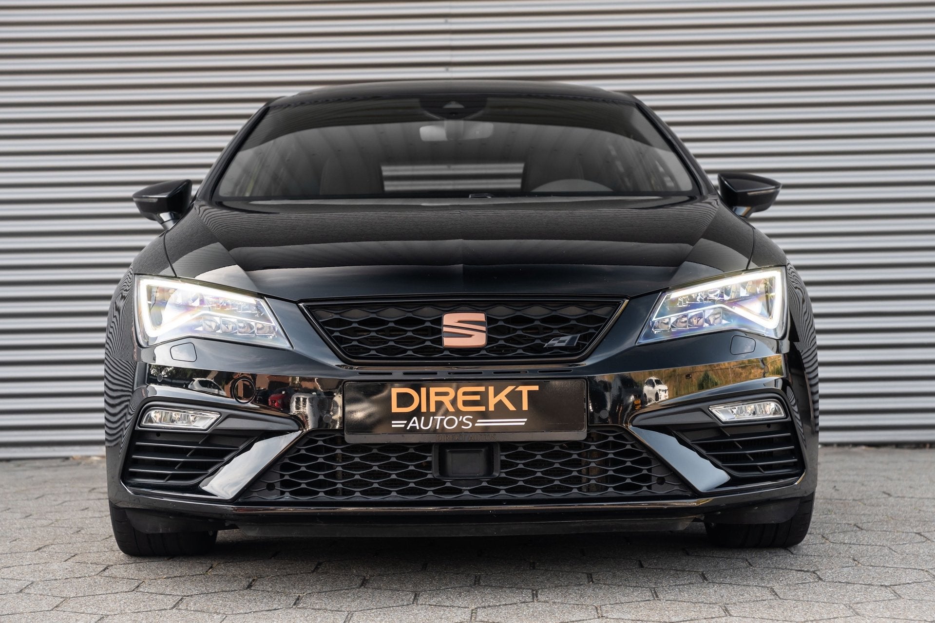 SEAT Leon 2.0 TSI CUPRA PANO BEATS KEYLESS CAMERA TREKHAAK, 15 km/l, Gebruikt, Zwart, 4 cilinders