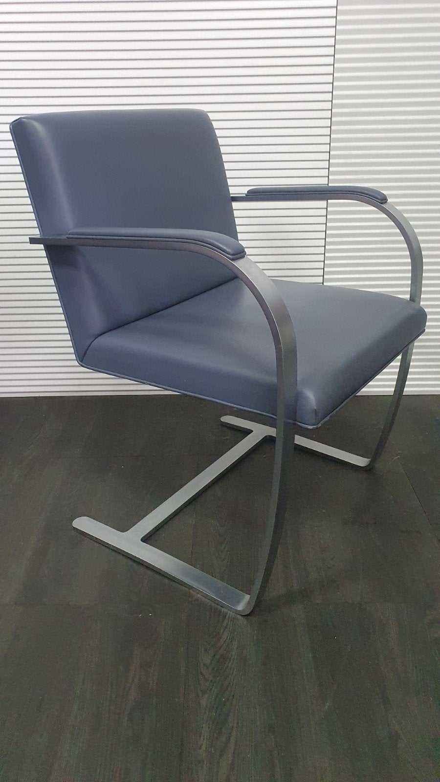 Knoll Studio Brno stoel van Mies van der Rohe, Huis en Inrichting, Fauteuils, Ophalen, Zo goed als nieuw