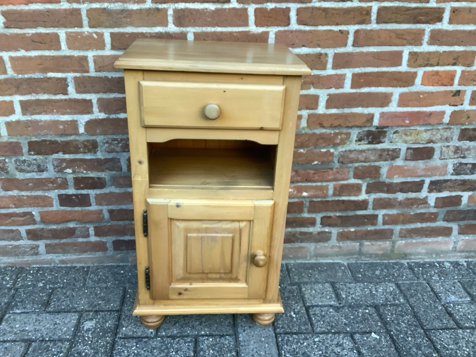 Nachtkastje / Bijzettafel van Hout (2 stuks beschikbaar), Huis en Inrichting, Gebruikt, Minder dan 45 cm, Hout, 55 tot 70 cm