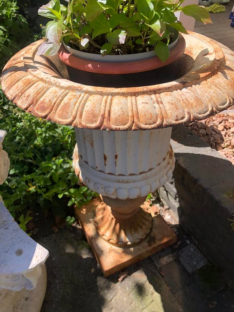 Brocante gietijzeren tuinvaas, Ophalen, Gebruikt