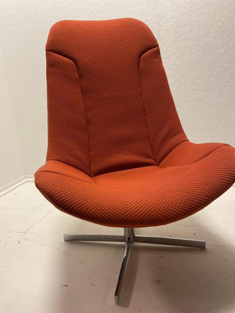 Gelderland 7405 | Draaifauteuil met poef | Kvadrat burnt ora, Info@andriesign.nl, Modern design refurbished design, 75 tot 100 cm