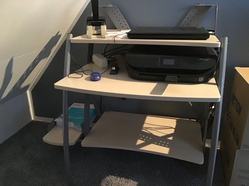 Computermeubel, Huis en Inrichting, Kasten | Computermeubels, Zo goed als nieuw, 40 tot 80 cm, Ophalen, Overige houtsoorten
