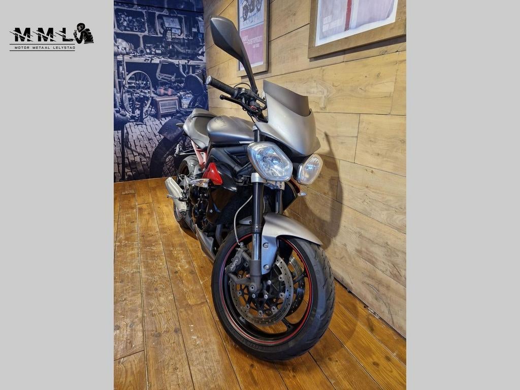TRIUMPH STREET TRIPLE 675 (bj 2016), Motoren, Motoren | Triumph, 675 cc, Motorrijbewijs A, Bedrijf, Meer dan 35 kW