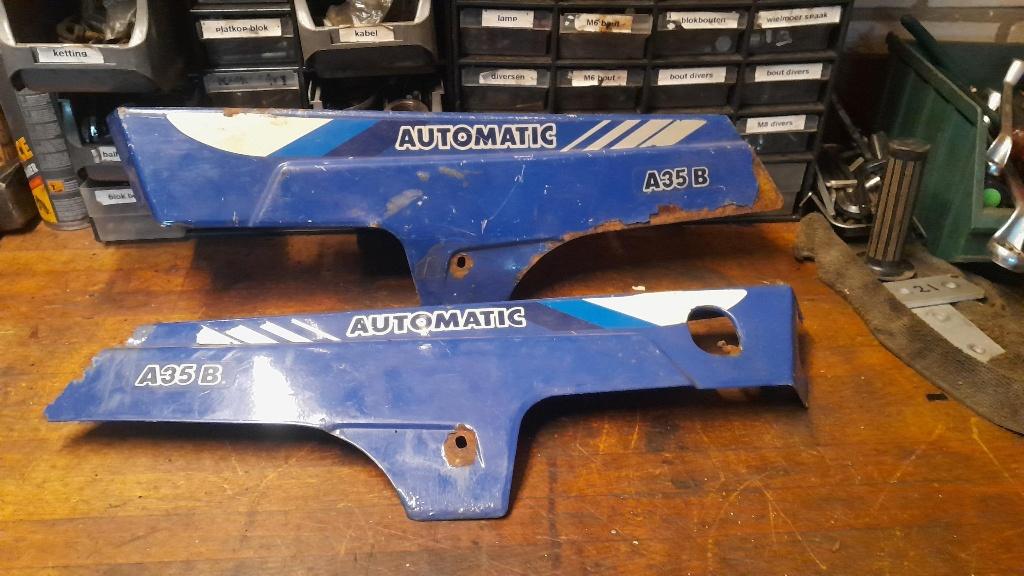 Tomos metalen kappenset, Ophalen, Gebruikt, Kap