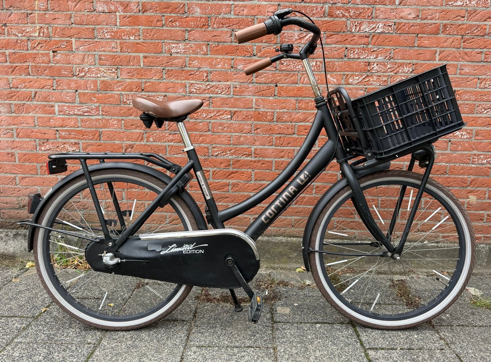 Te koop zwarte Cortina U4 meisjes fiets 24 inch, Terugtraprem, Versnellingen, Ophalen of Verzenden, Gebruikt